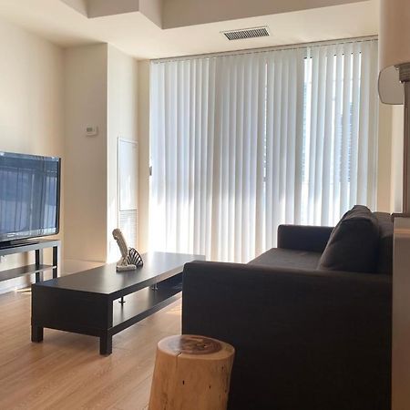 Grand View 2Br/2Ba Condos Cn Tower,Union,Tiff/Mtcc Toronto Extérieur photo