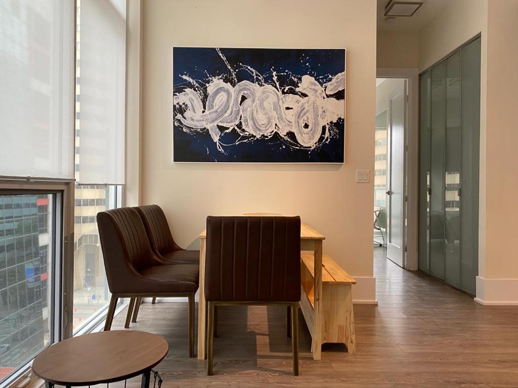 Grand View 2Br/2Ba Condos Cn Tower,Union,Tiff/Mtcc Toronto Extérieur photo