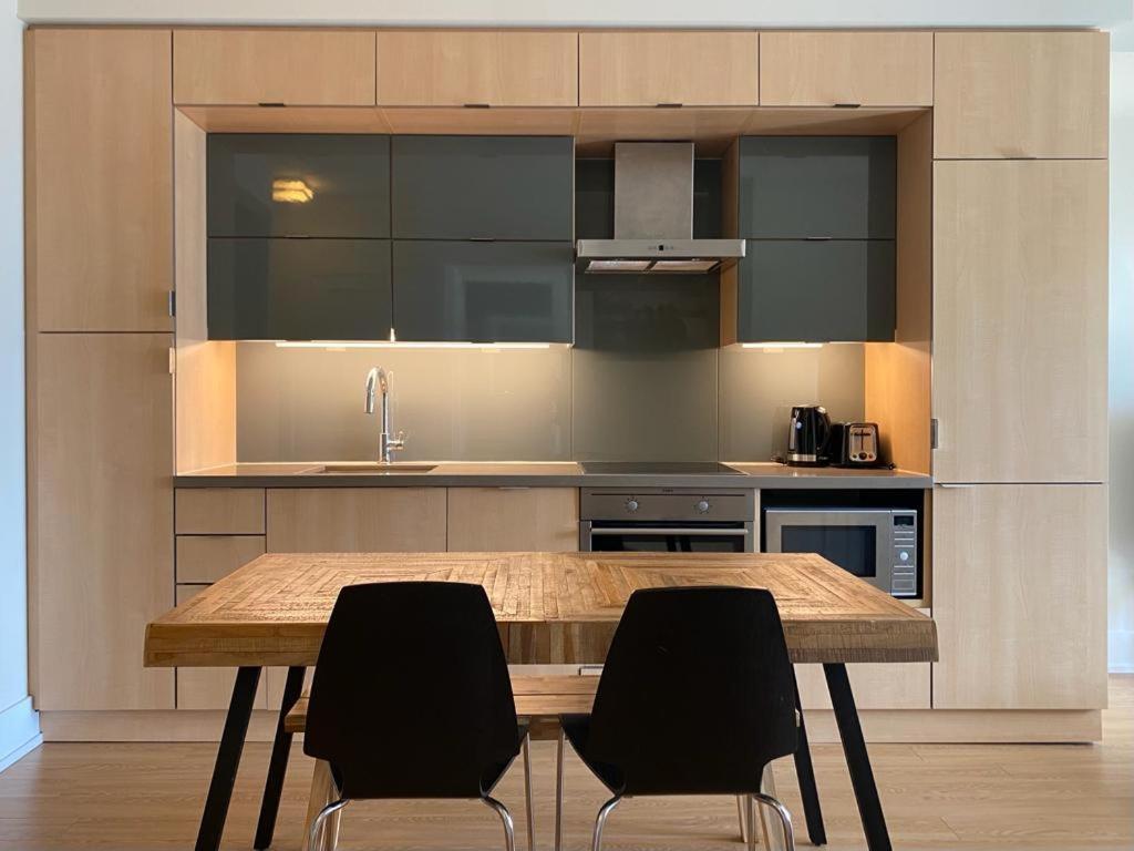 Grand View 2Br/2Ba Condos Cn Tower,Union,Tiff/Mtcc Toronto Extérieur photo