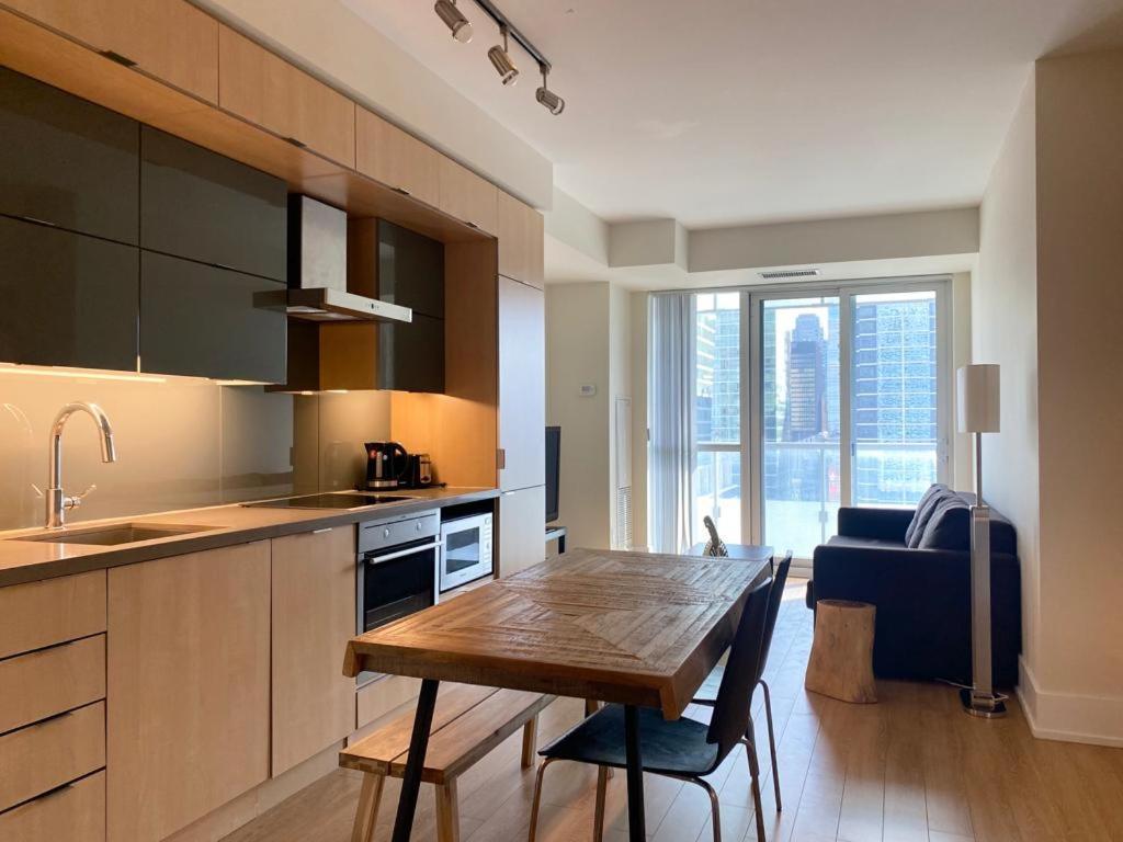 Grand View 2Br/2Ba Condos Cn Tower,Union,Tiff/Mtcc Toronto Extérieur photo
