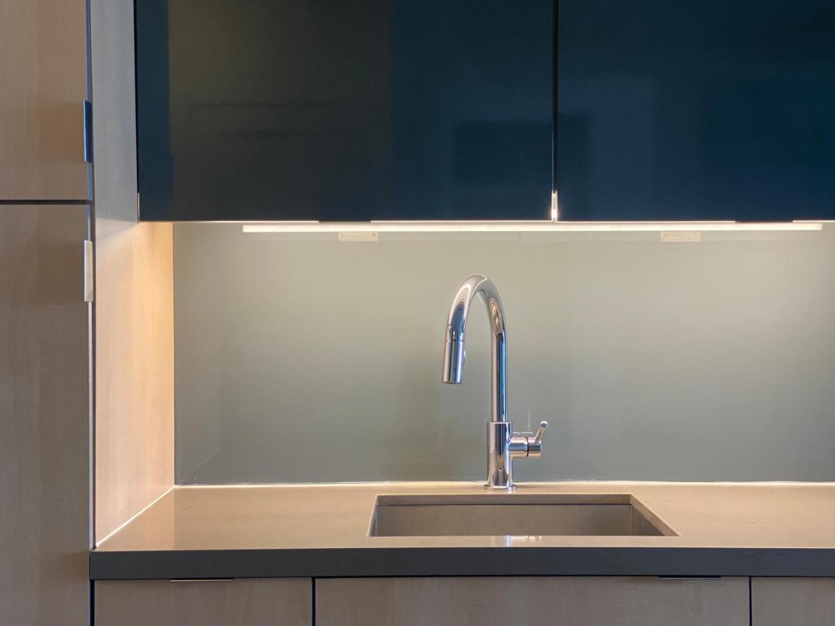 Grand View 2Br/2Ba Condos Cn Tower,Union,Tiff/Mtcc Toronto Extérieur photo