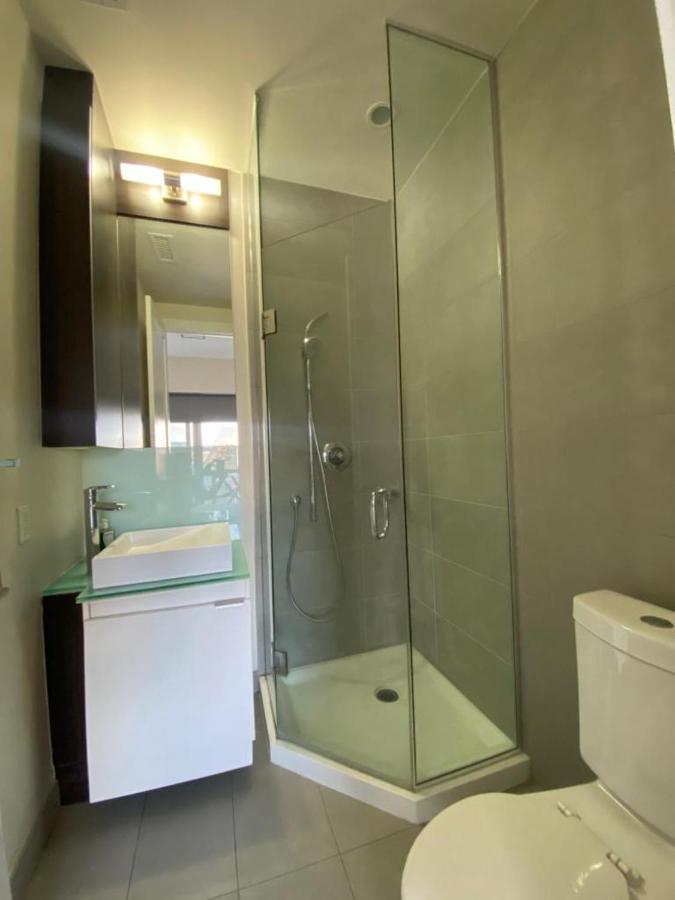 Grand View 2Br/2Ba Condos Cn Tower,Union,Tiff/Mtcc Toronto Extérieur photo