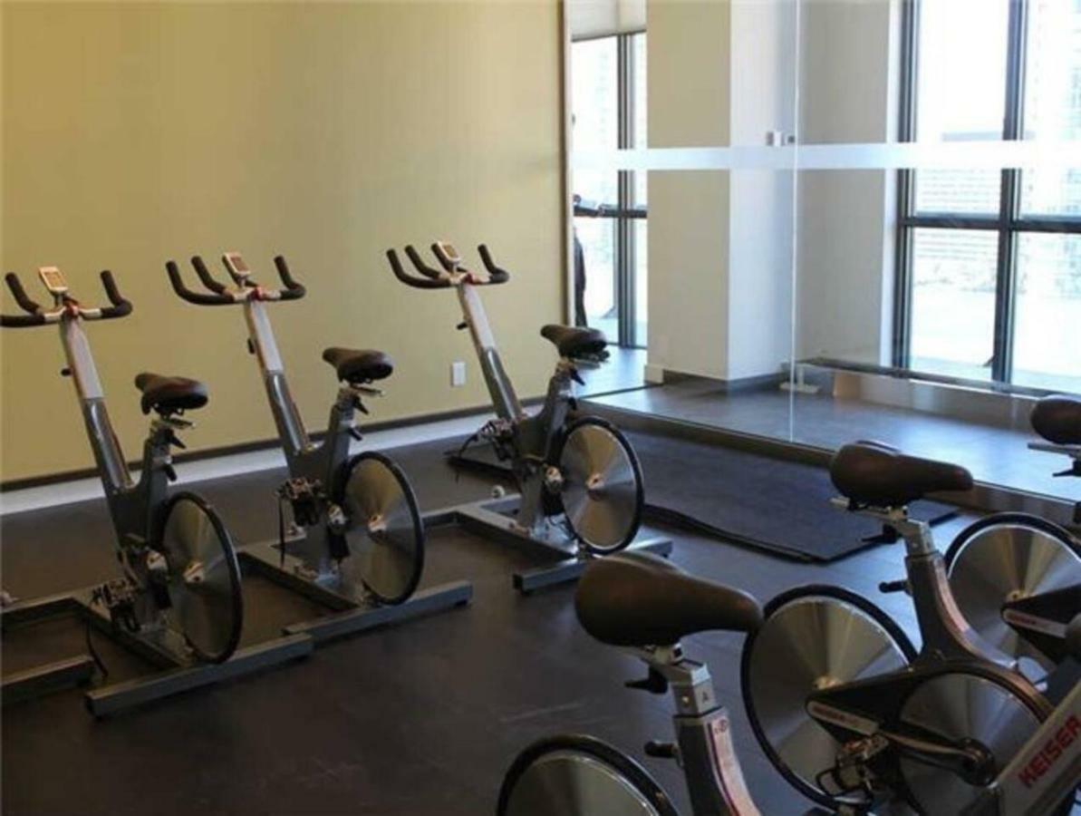 Grand View 2Br/2Ba Condos Cn Tower,Union,Tiff/Mtcc Toronto Extérieur photo